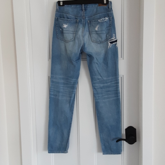 AE: High-Rise Girlfriend Jeans (sz 00) - Picture 5 of 11